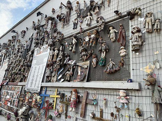 Il Muro delle Bambole a Milano