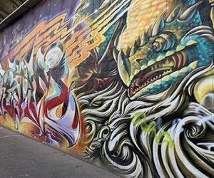 murales di via Pontano