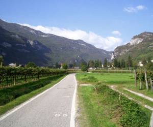 pista ciclabile sul Lago di Garda